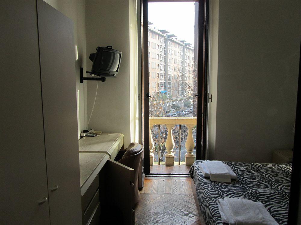 Hotel Emmy Milánó Kültér fotó